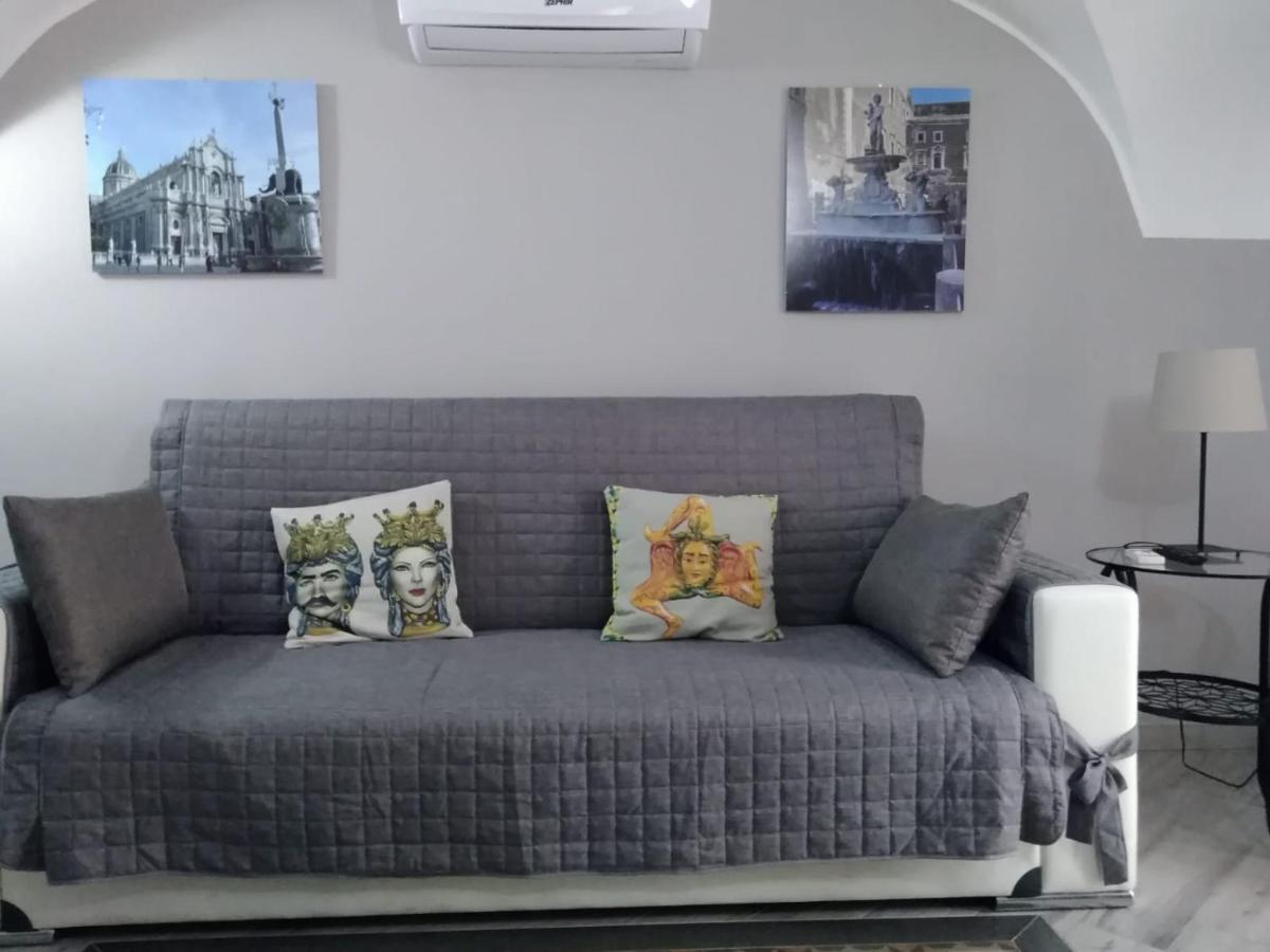 Apartament Tourist House La Castellana Katania Zewnętrze zdjęcie