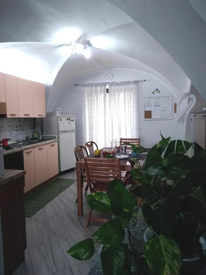 Apartament Tourist House La Castellana Katania Zewnętrze zdjęcie